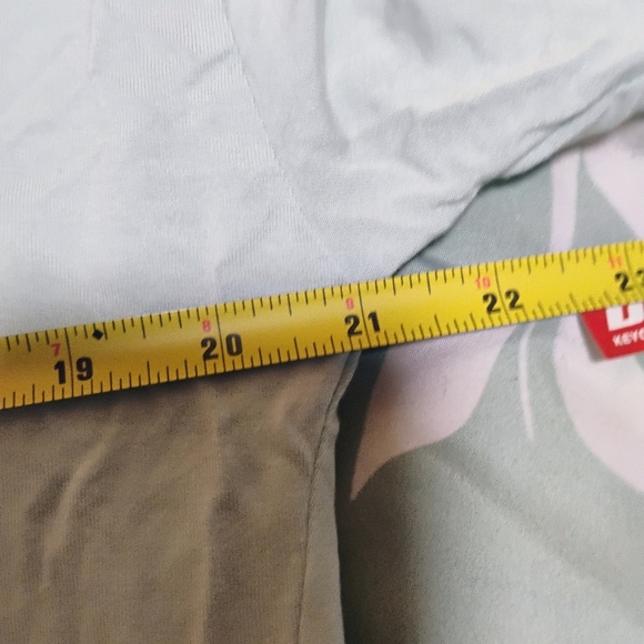 All in Motion Women's Mint Green Long Sleeve Tee - Picture 7 of 8